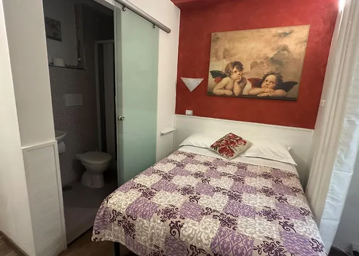 Marcelina Vaticans Rooms Roma